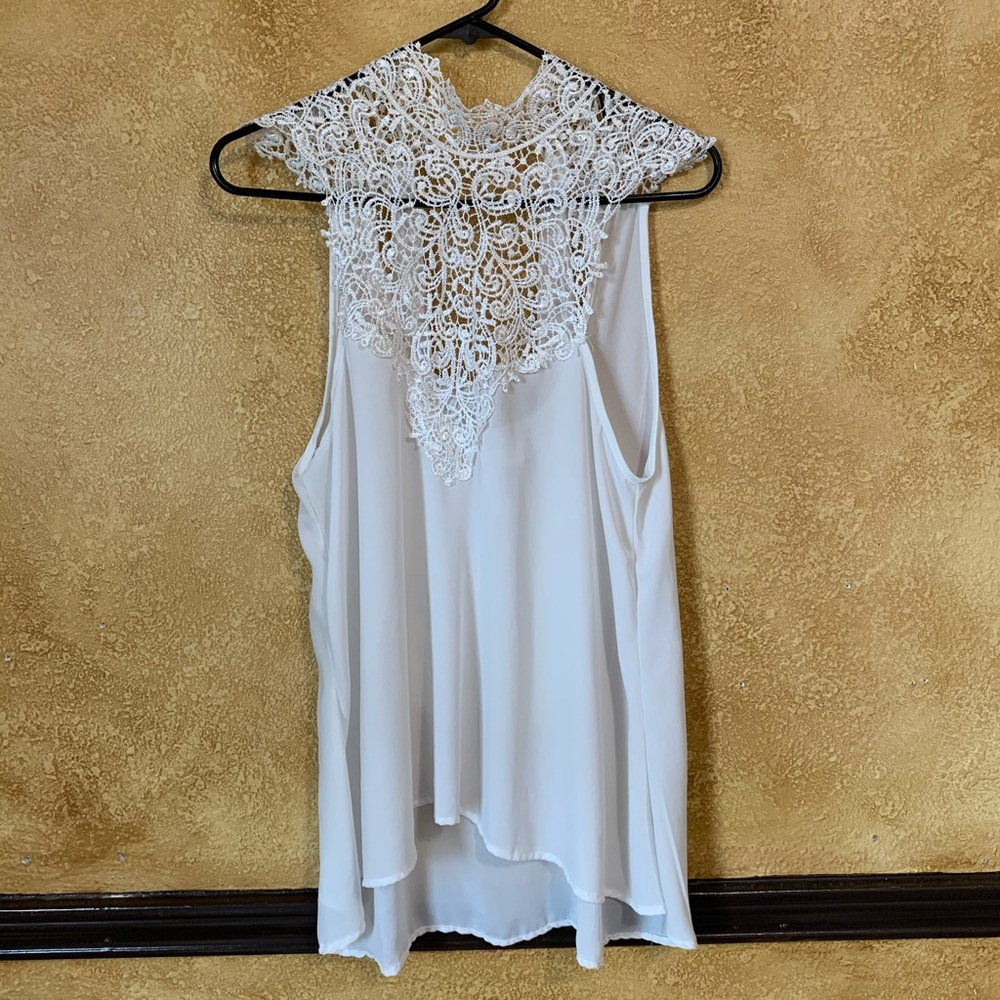 2$20 Nella Fantasia Blouse sz M